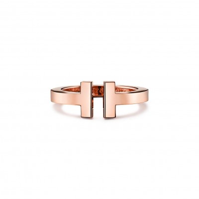 TIFFANY T SQUARE RING IN ROSE GOLD
